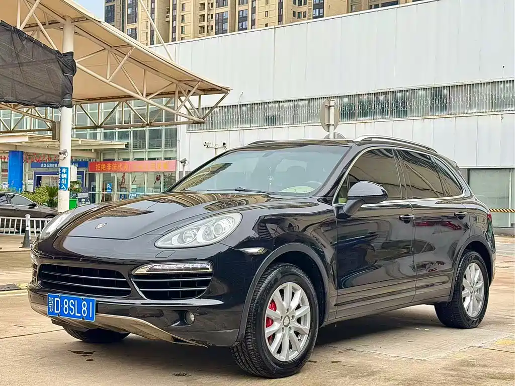 Porsche Cayenne 2011