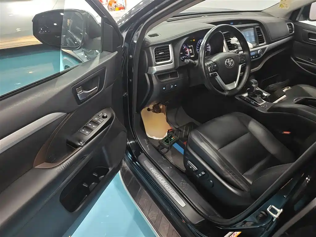 Toyota Highlander 2019 — фото 16