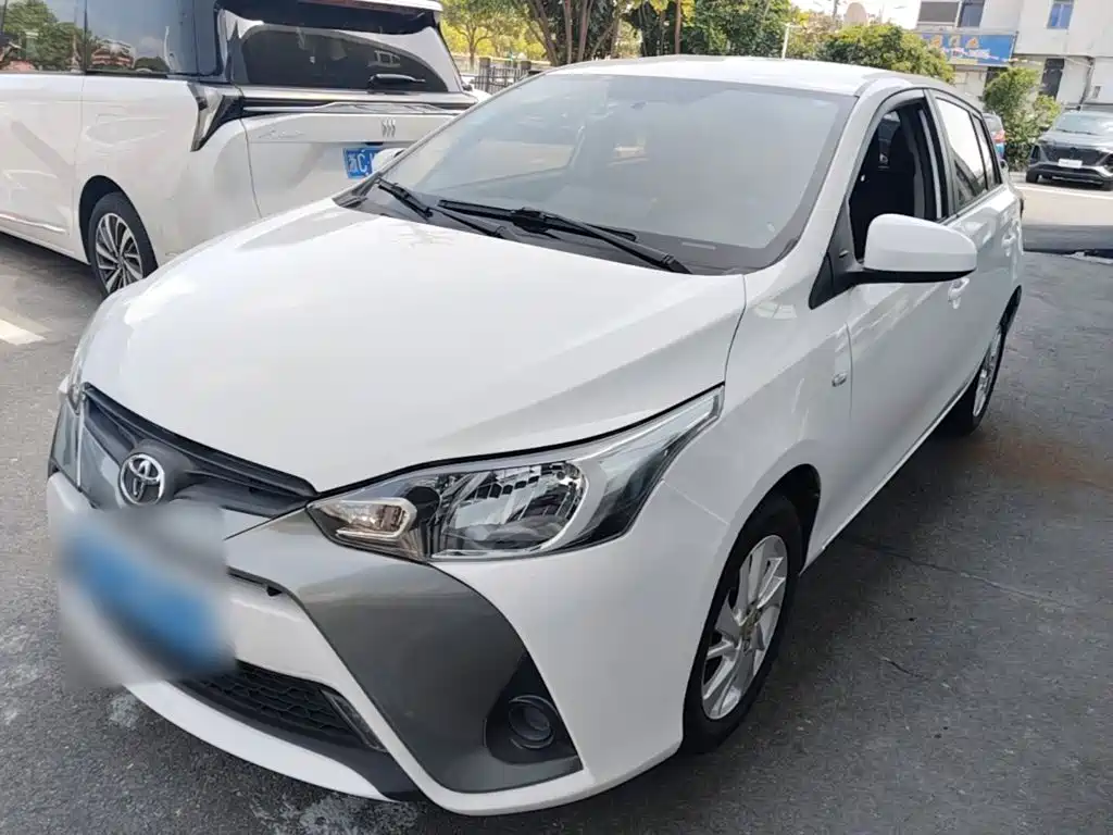 Toyota Yaris L 2017