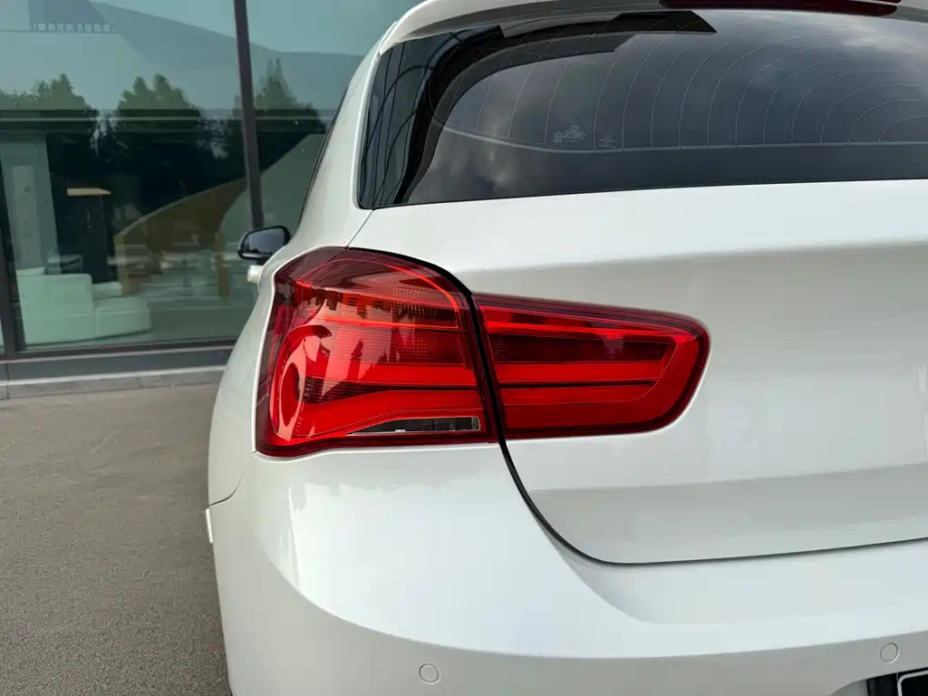 BMW 1 Series 2016 — фото 17