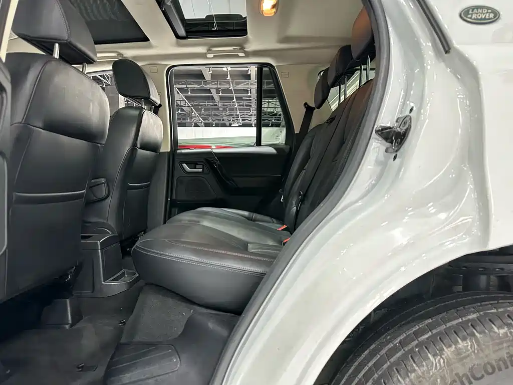 Land Rover Freelander 2 2014 — фото 13