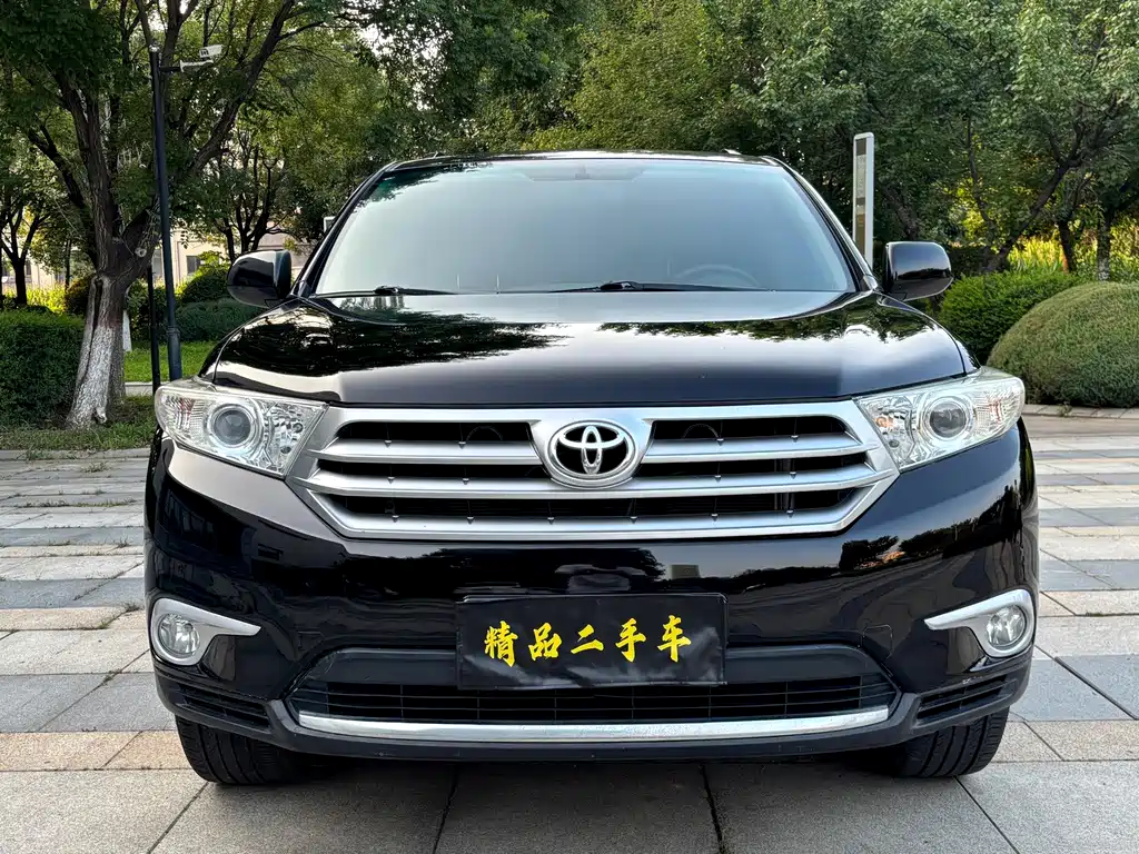 Toyota Highlander 2014 — фото 2