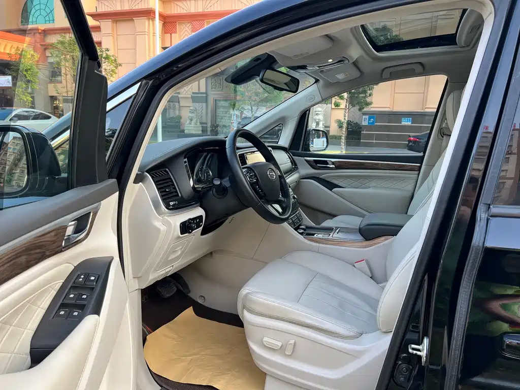 GAC Motor Trumpchi M8 2019 — фото 9