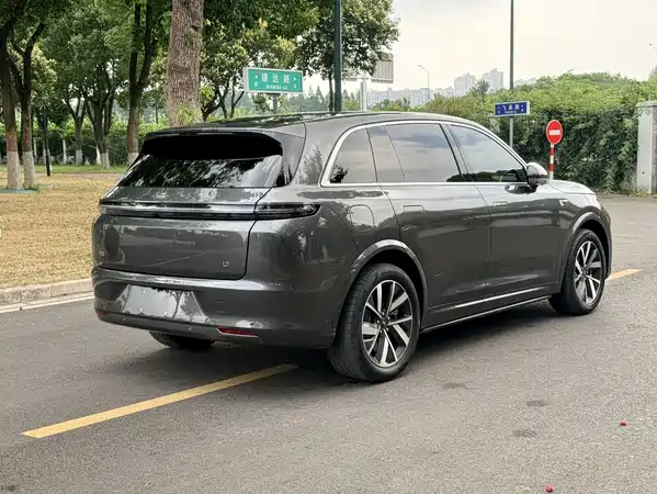 Li Auto L7 2023