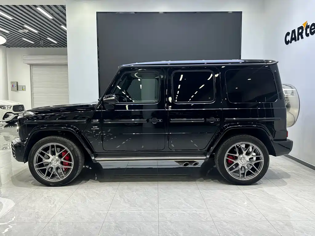 Mercedes-Benz G-Class AMG 2023 — фото 4