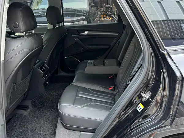 Audi Q5L 2022