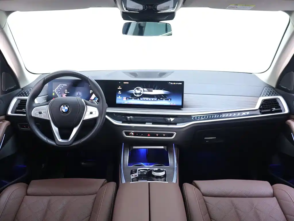BMW X7 2024 — фото 13