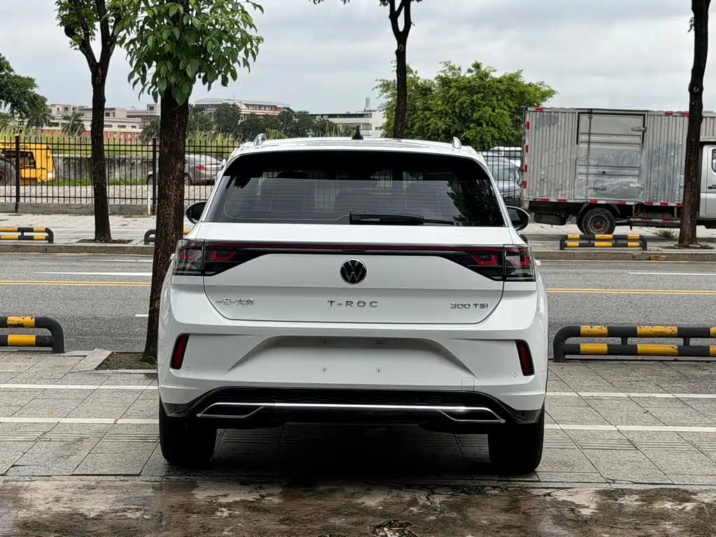 Volkswagen T-Roc 2025