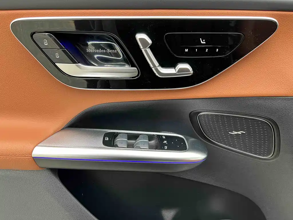 Mercedes-Benz GLC 2024 — фото 11