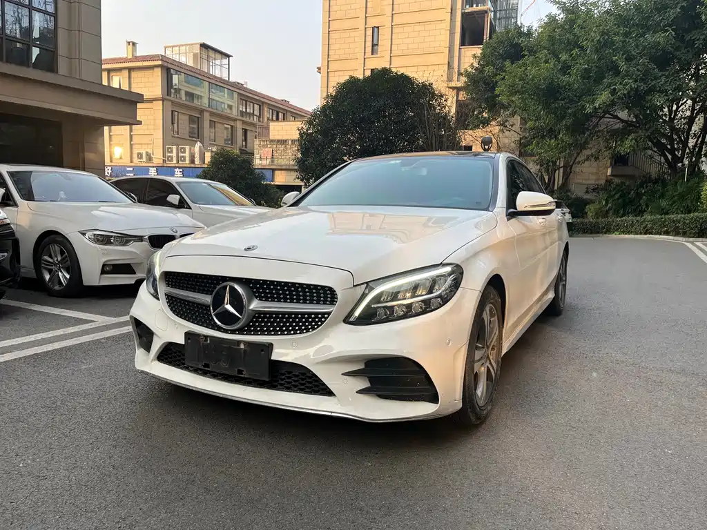 Mercedes-Benz C-Class 2019 — фото 1