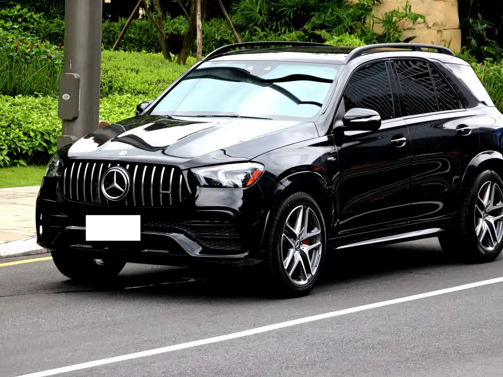 Mercedes-Benz GLE AMG 2024 — фото 1