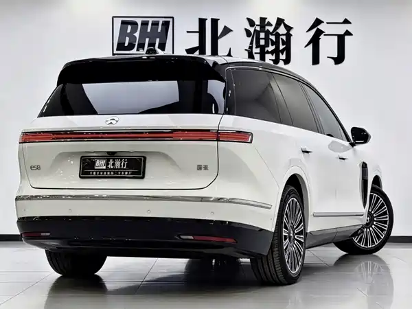 NIO ES8 2026