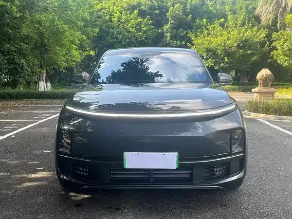 Li Auto L8 2024