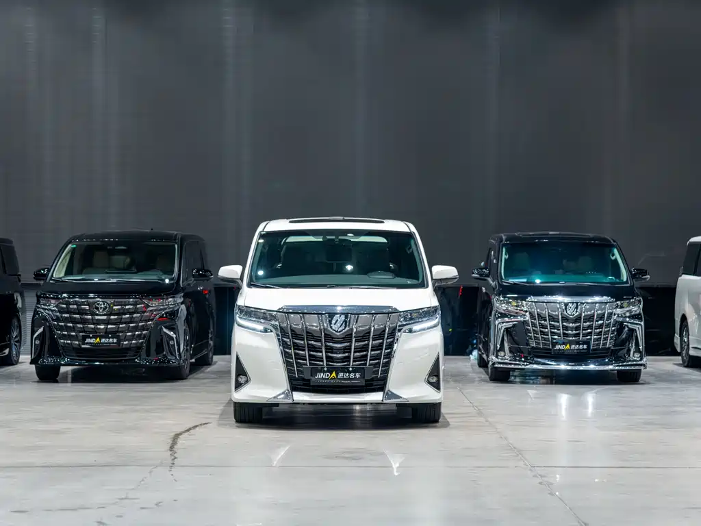 Toyota Alphard 2018 — фото 2