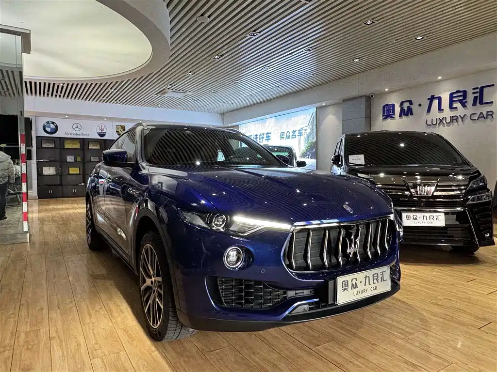 Maserati Levante 2018 — фото 1