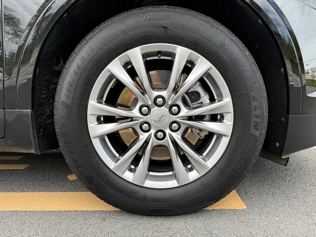 Cadillac XT5 2023 — фото 16