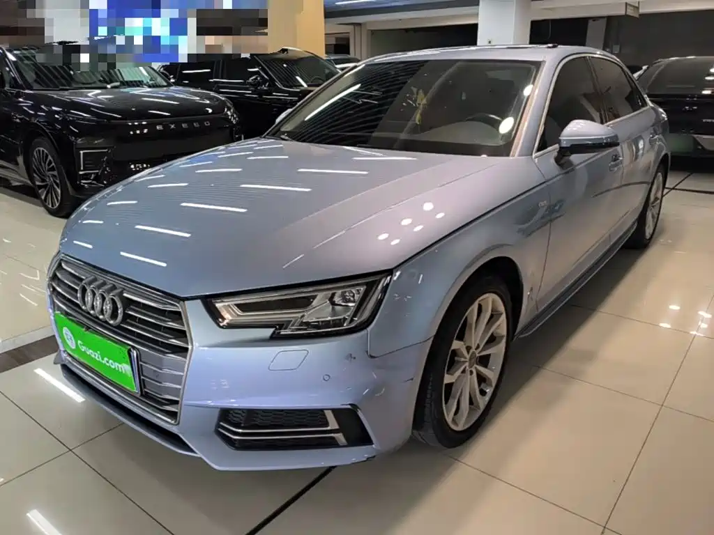 Audi A4L 2018