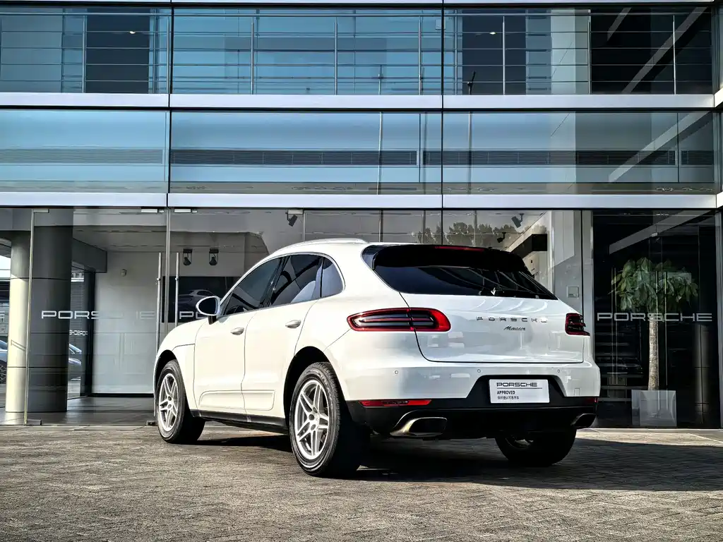 Porsche Macan 2016 — фото 5