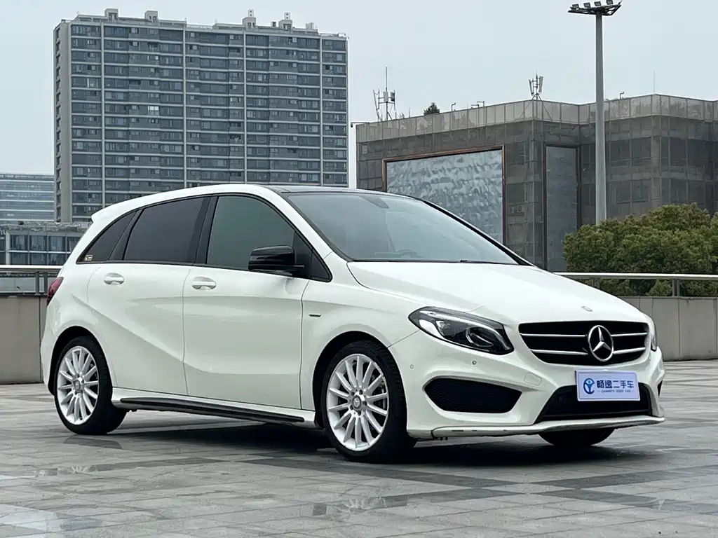 Mercedes-Benz B-Class 2018 — фото 17