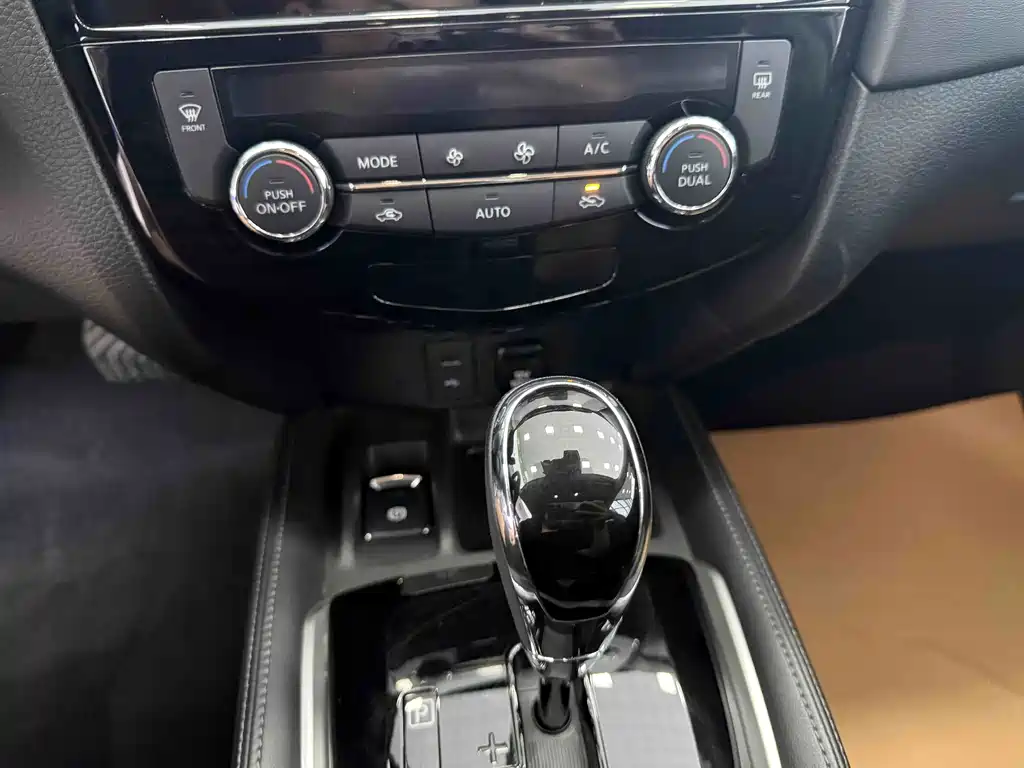 Nissan X-Trail 2022 — фото 14