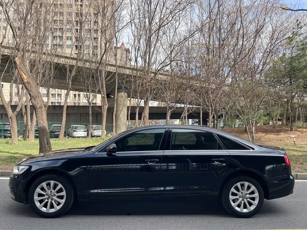 Audi A6L 2015 — фото 4
