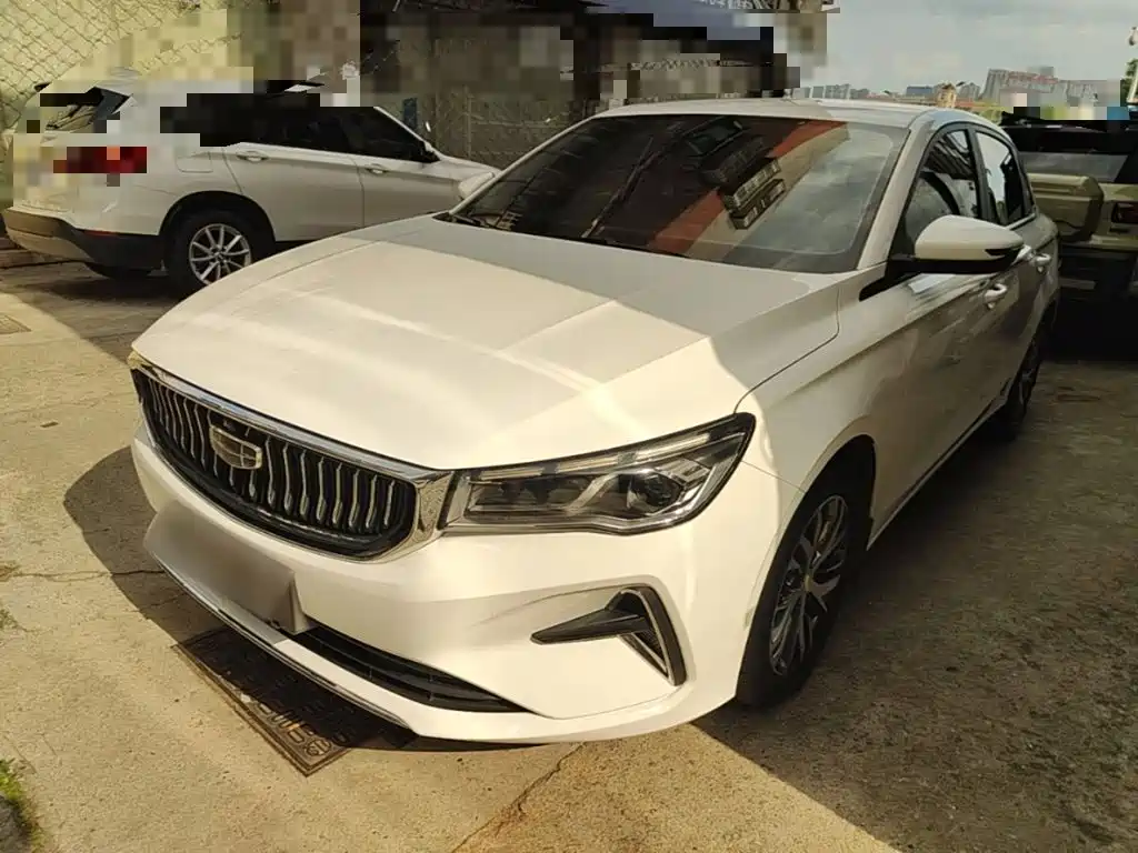 Geely Emgrand 2024