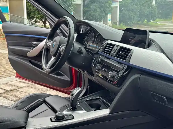 BMW 3 Series 2019
