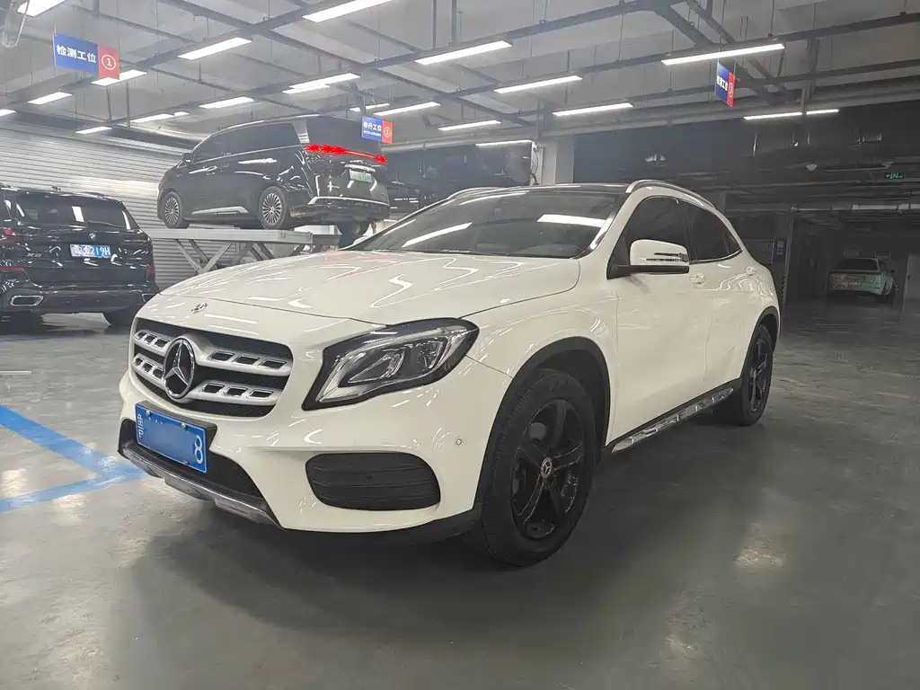 Mercedes-Benz GLA 2019