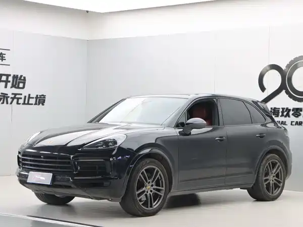 Porsche Cayenne 2021
