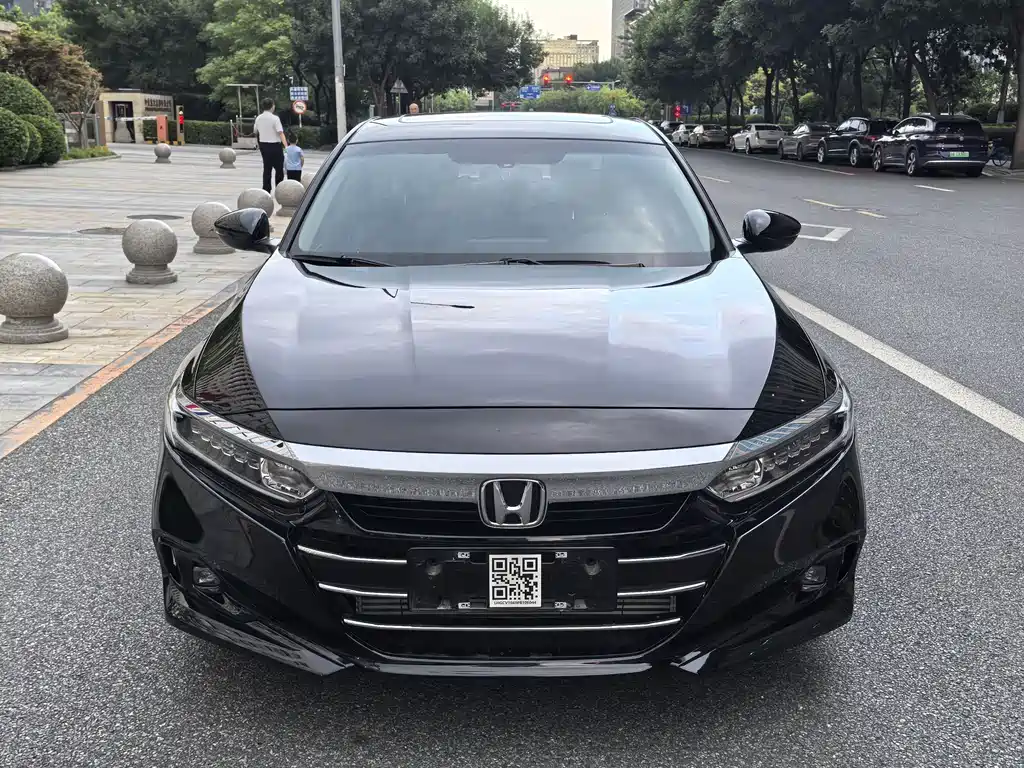 Honda Accord 2023 — фото 9