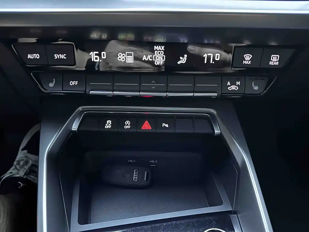 Audi A3 2022 — фото 14