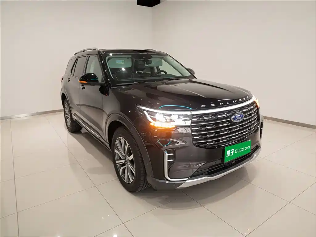 Ford Explorer 2023 — фото 4