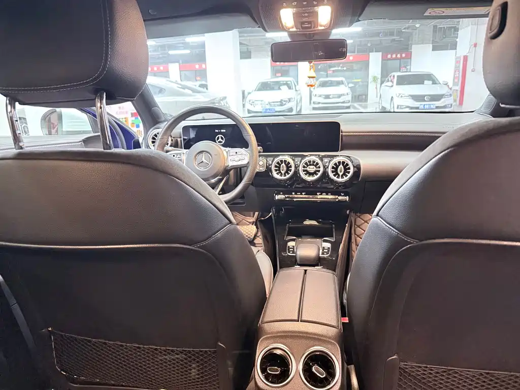 Mercedes-Benz A-Class 2020 — фото 12