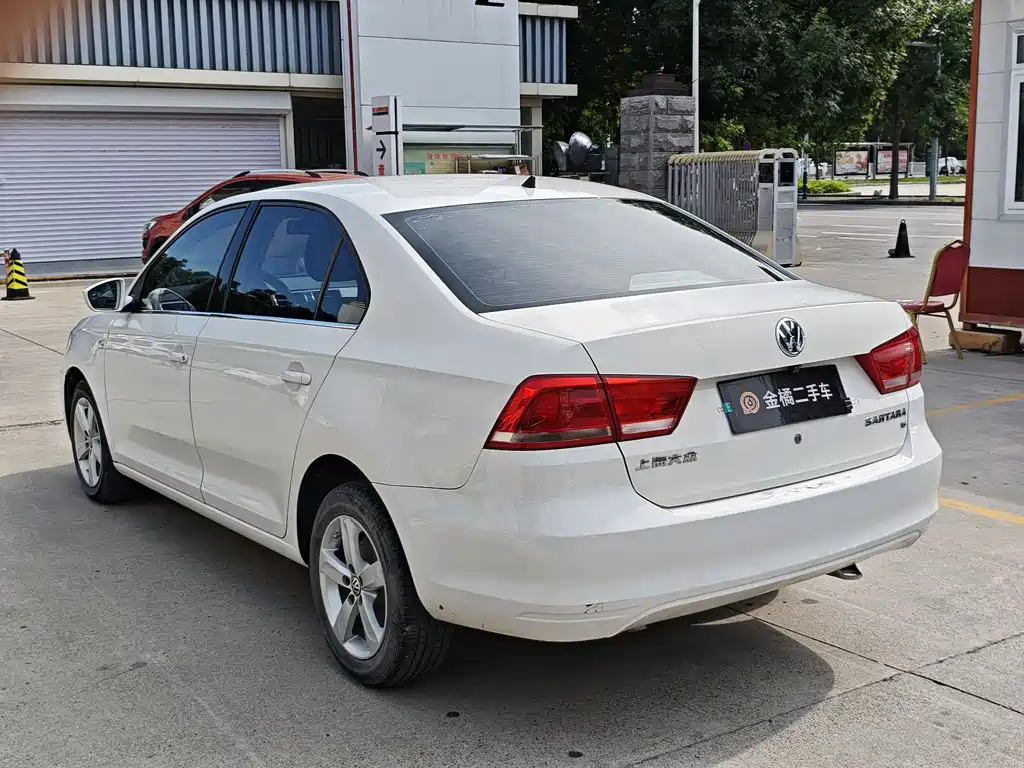 Volkswagen Santana 2014