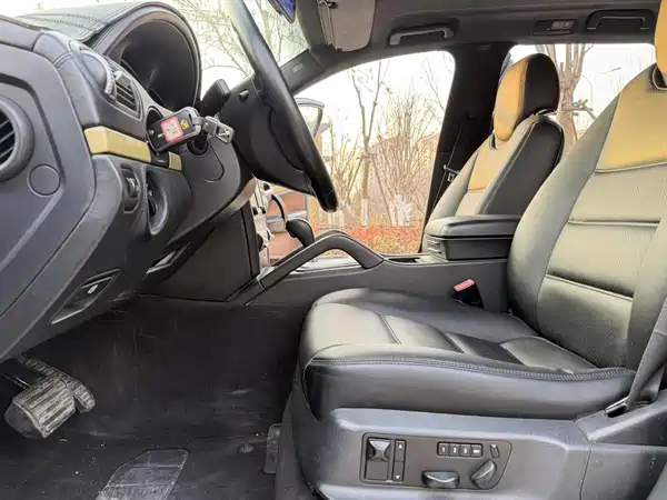 Porsche Cayenne 2010