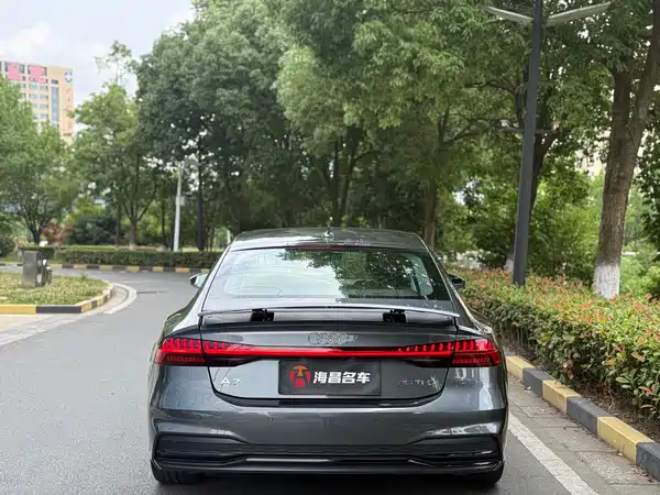 Audi A7 2024