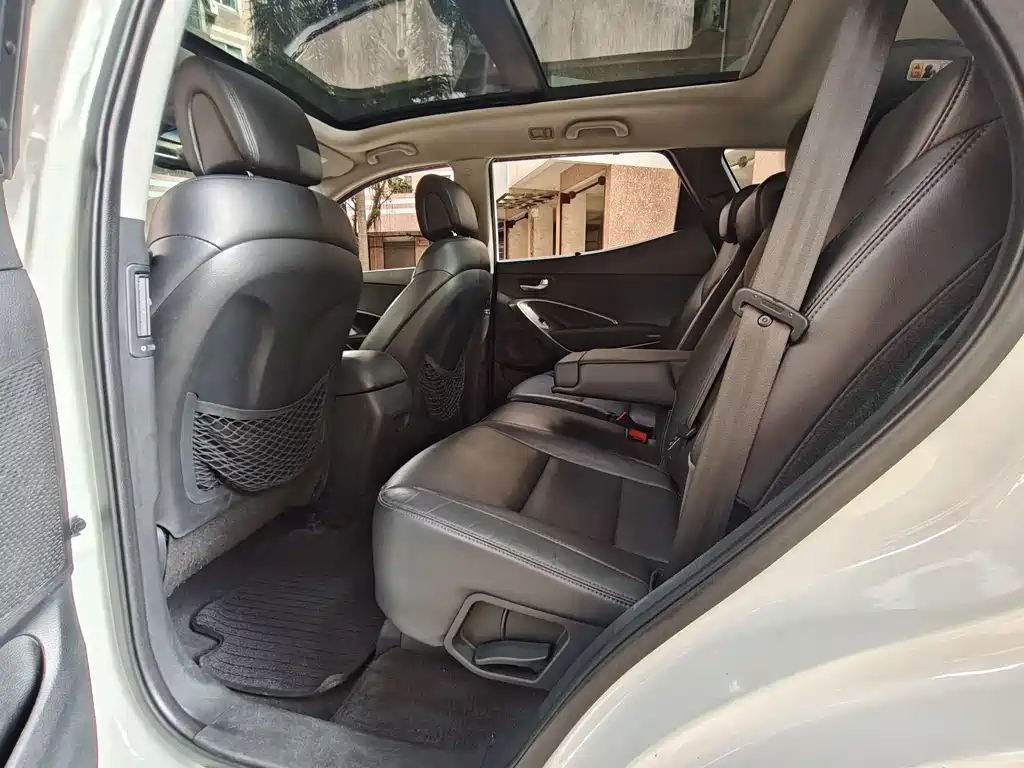 Hyundai Santa Fe 2015 — фото 17