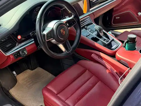 Porsche Panamera 2020