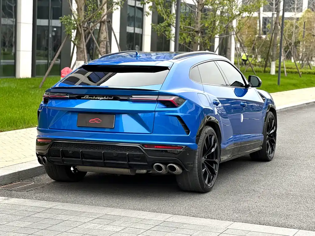 Lamborghini Urus 2021 — фото 6