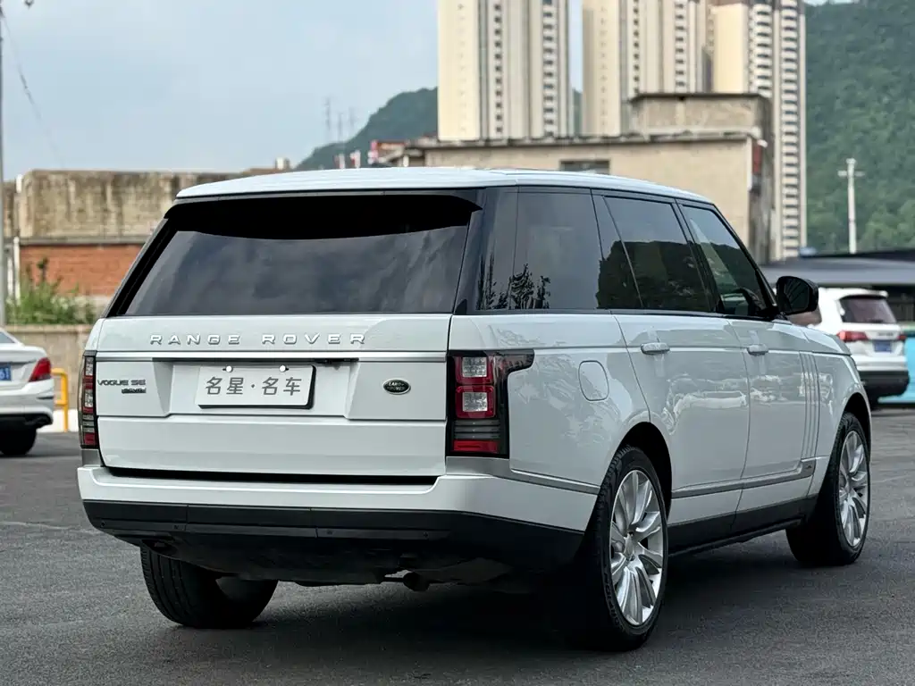 Land Rover Range Rover 2017 — фото 13