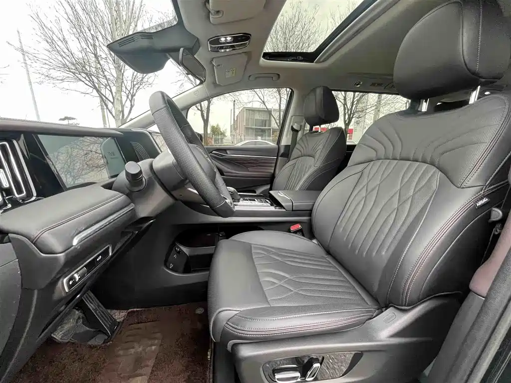GAC Motor Trumpchi M8 2024 — фото 19
