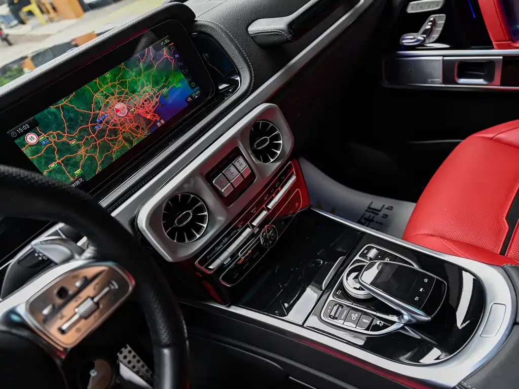 Mercedes-Benz G-Class AMG 2025 — фото 16