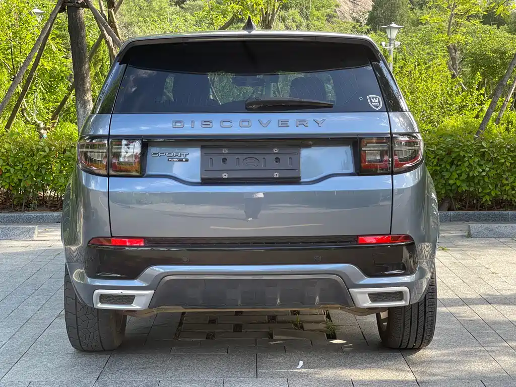 Land Rover Discovery Sport 2021 — фото 9
