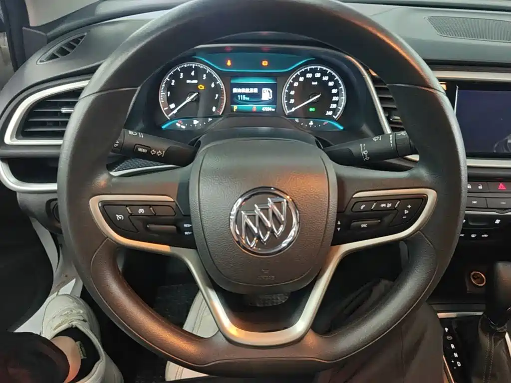 Buick Excelle 2021 — фото 11
