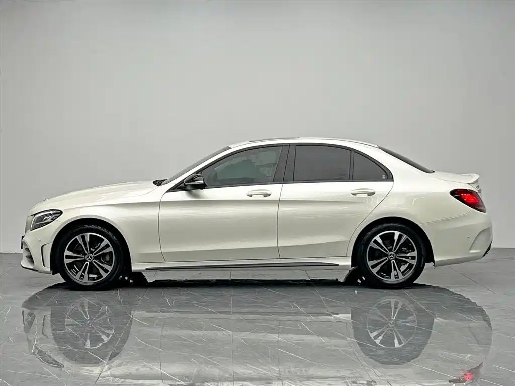 Mercedes-Benz C-Class 2020 — фото 3