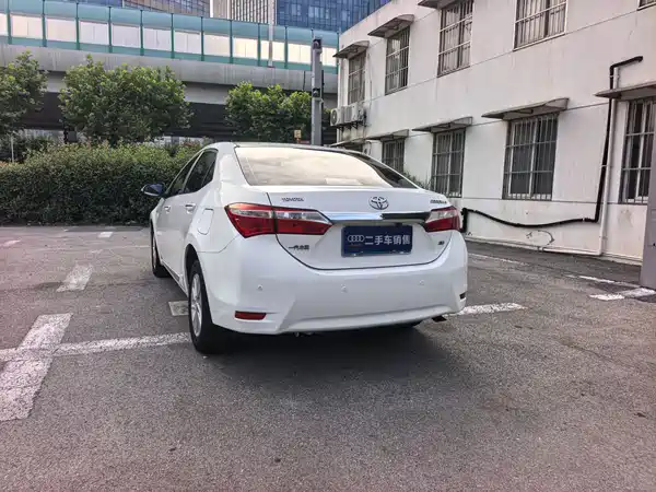 Toyota Corolla 2015