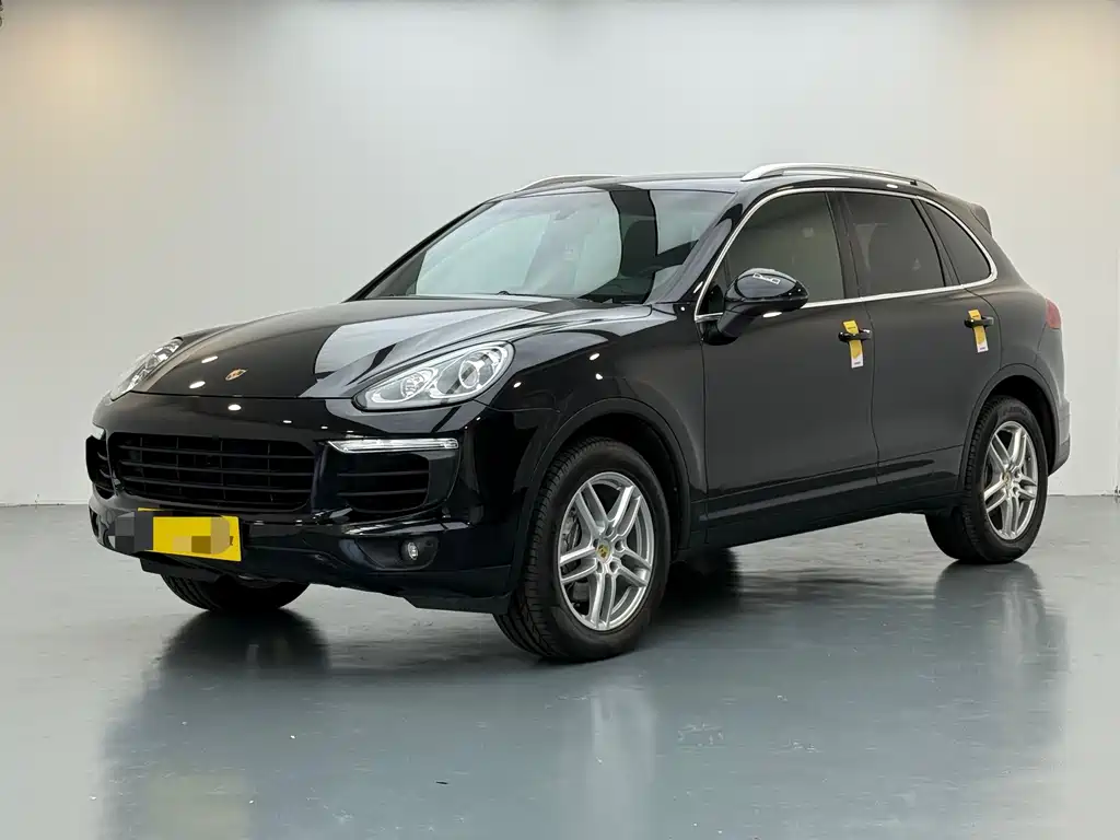 Porsche Cayenne 2017 — фото 1