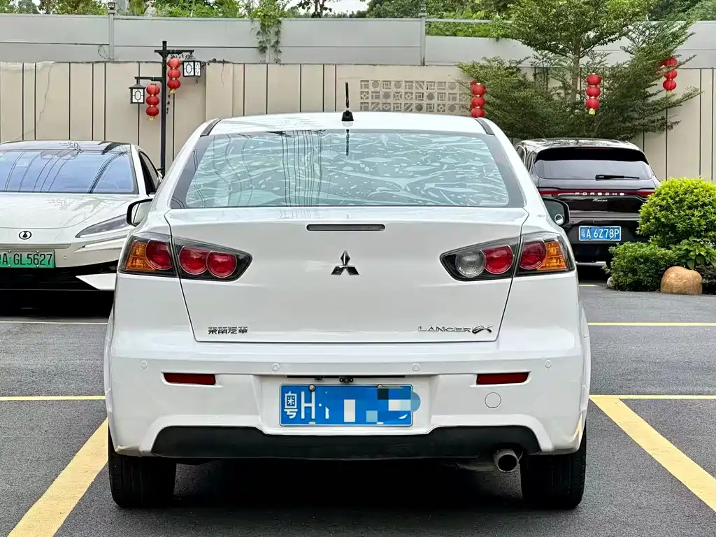 Mitsubishi Lancer EX 2015 — фото 5