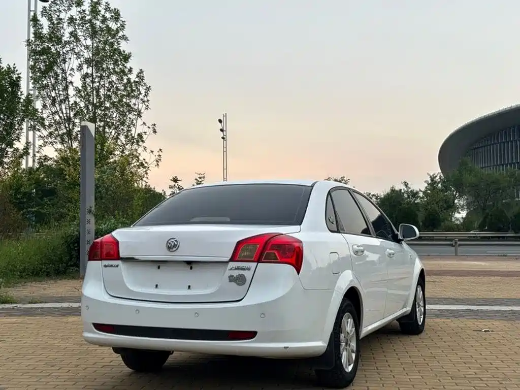 Buick Excelle 2014