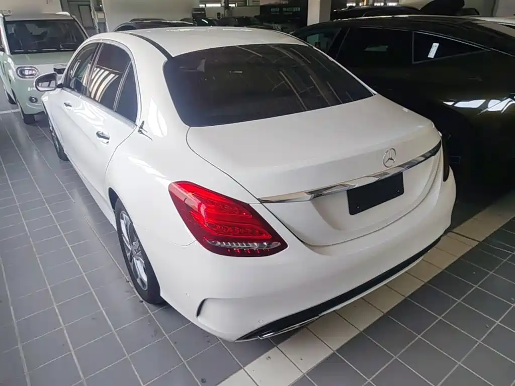 Mercedes-Benz C-Class 2016